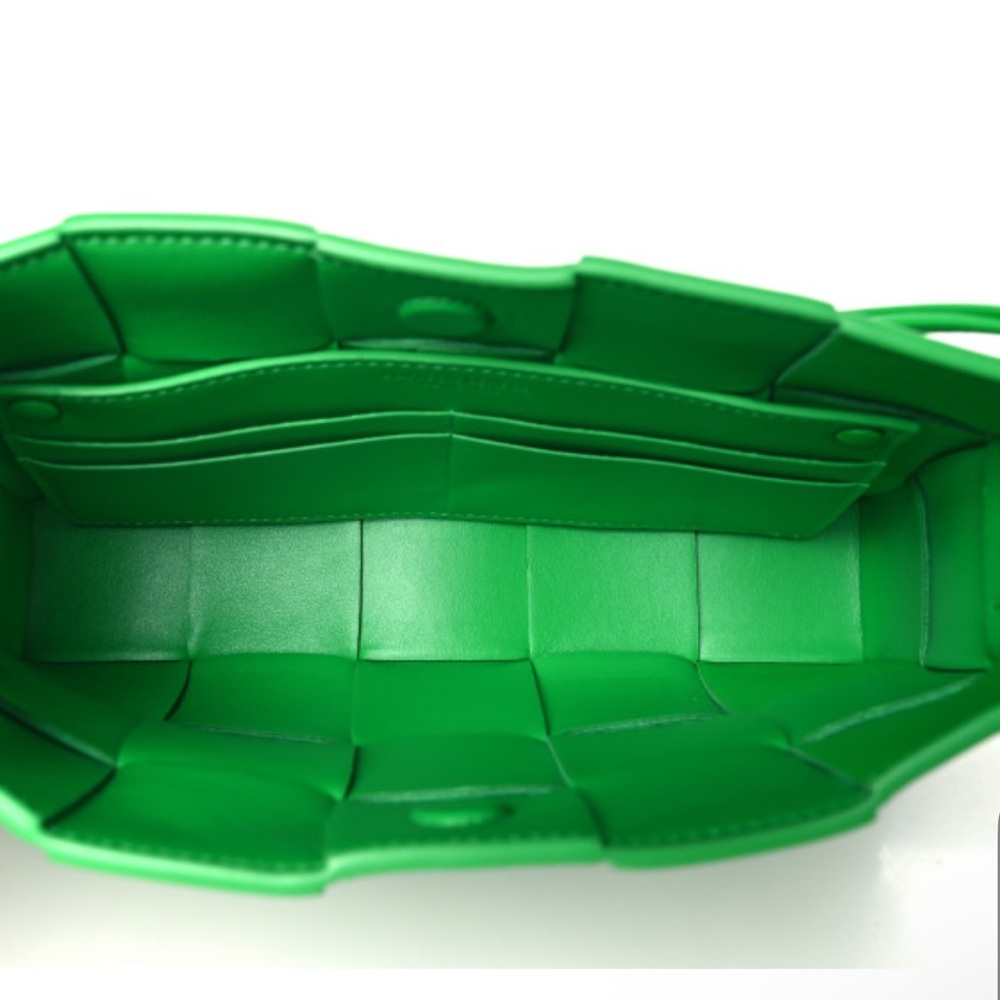 Bottega Veneta Cassette Green handbag!NWT - Picture 4 of 6